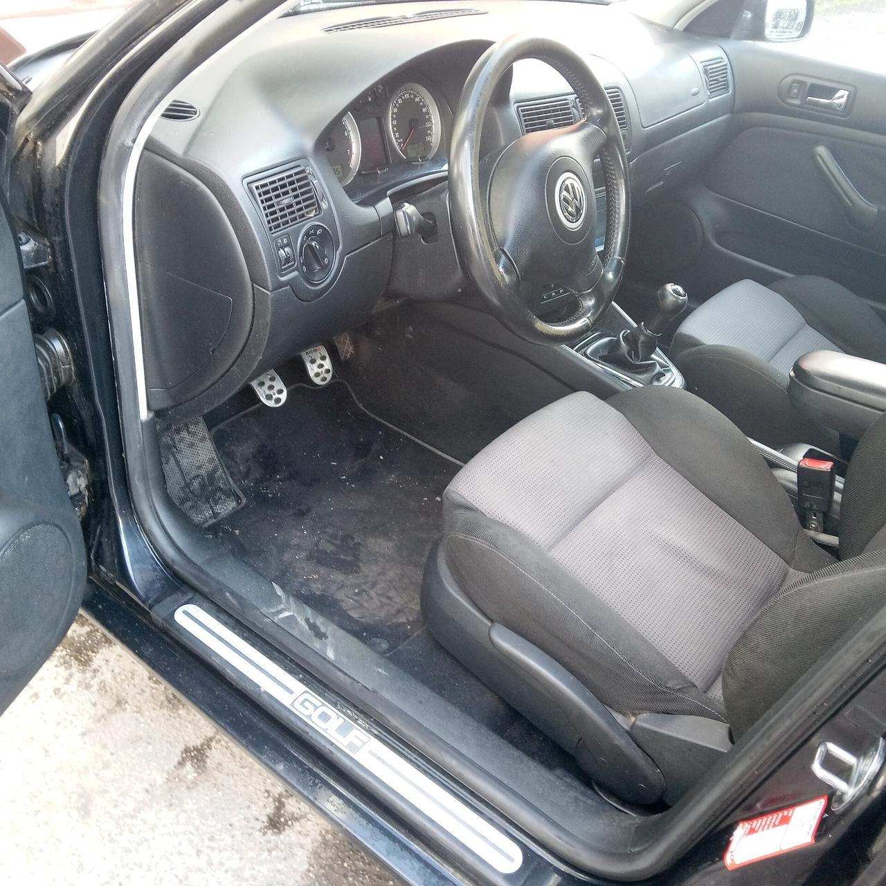 Volkswagen Golf 1.6 16V cat 5 porte Highline