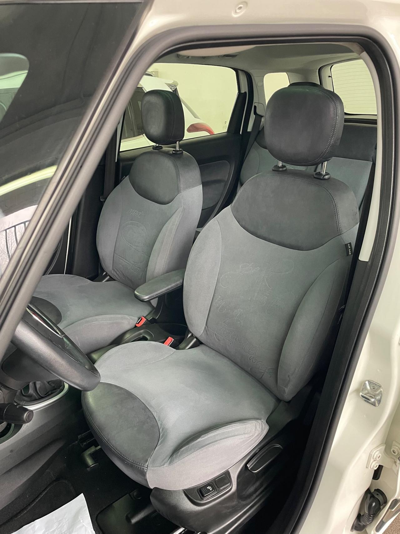 Fiat 500L 1.6 Multijet 105 CV Lounge tetto nav sensori ecc dal nord