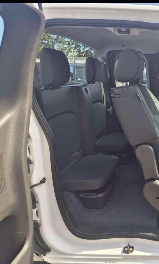Nissan Navara 2.5 dCi 190CV 2 porte King Cab Sport