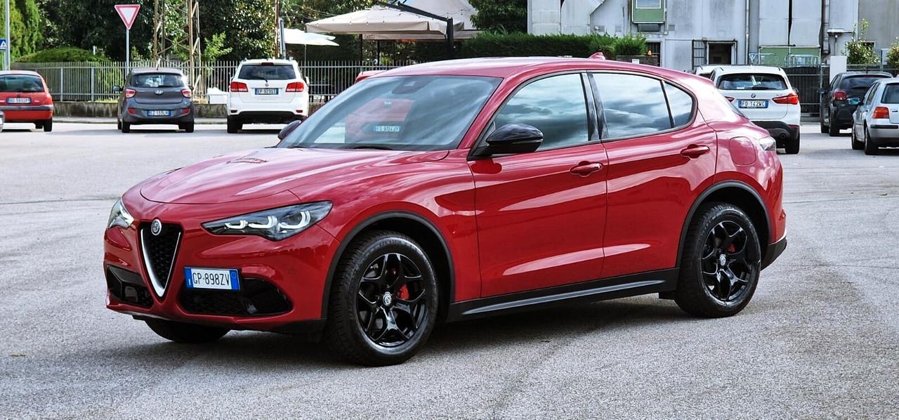 Alfa Romeo Stelvio 2.2 Turbodiesel 160 CV AT8 RWD Super