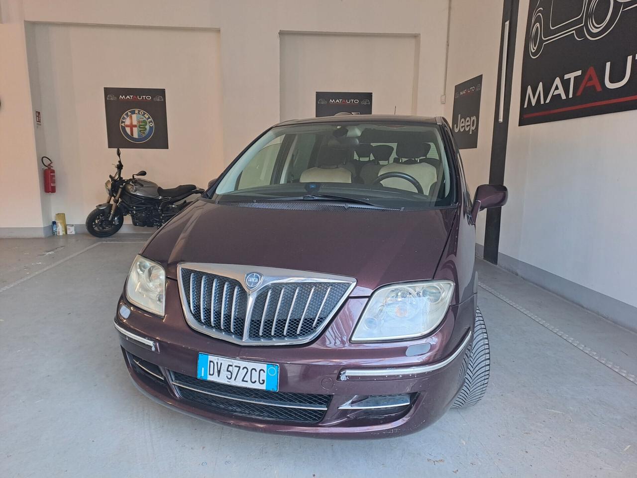 Lancia Phedra 2.0 MJT 136 CV Oro Plus