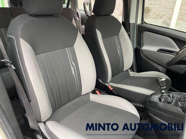 FIAT Doblo 1.6 MJT 120CV 7 POSTI UNIPROPRIETARIO SENS. PARCH