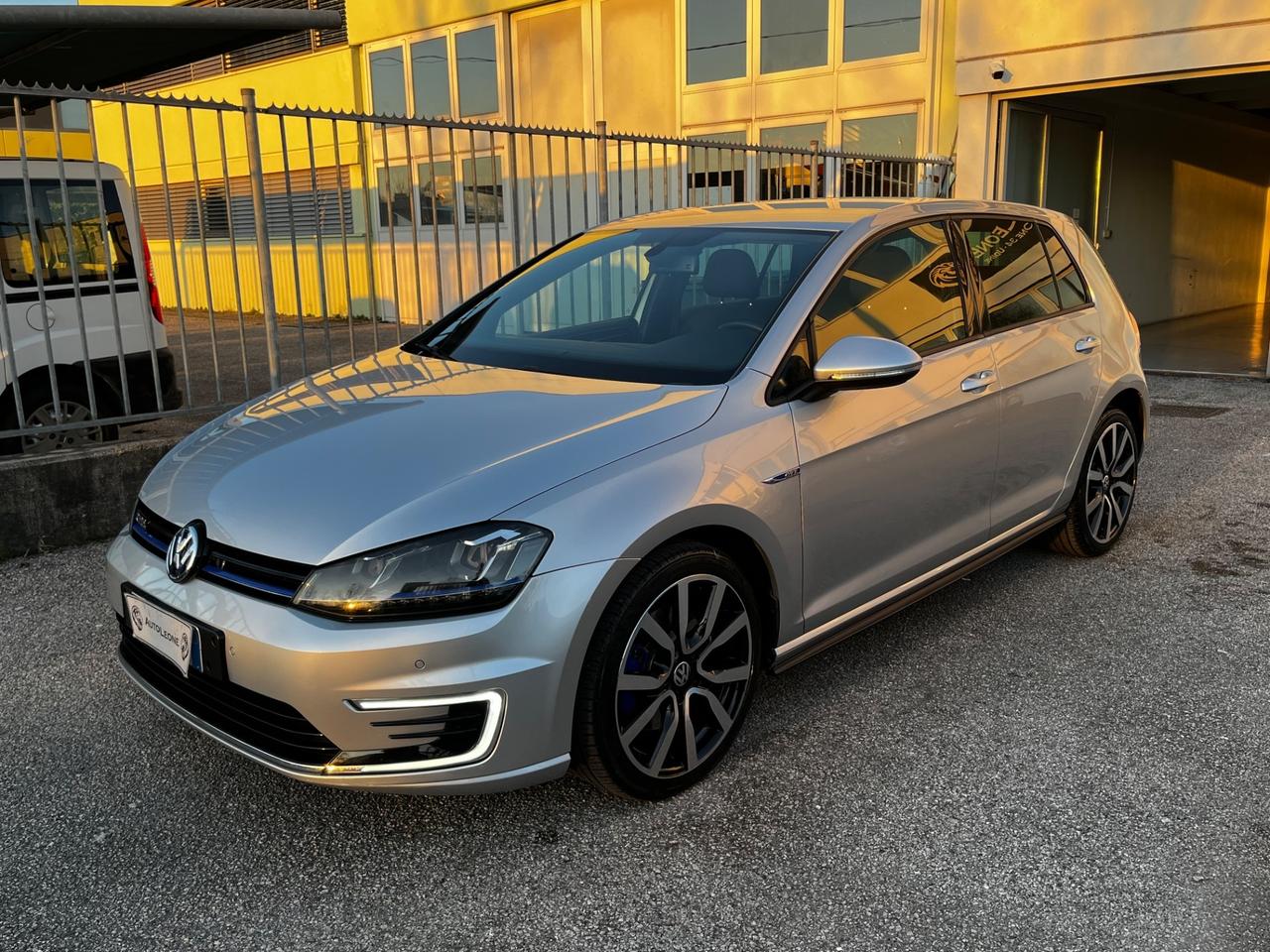 Volkswagen Golf GTE 204cv Plug-In Hybrid 1.5 TSI Dsg