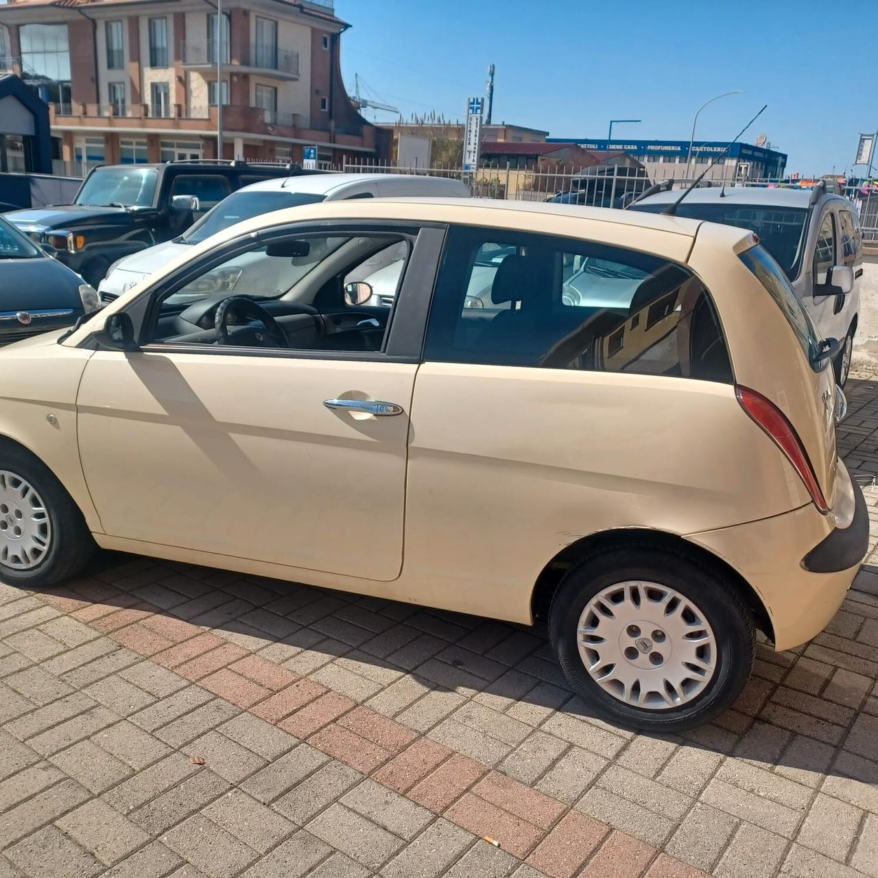 158.148KM YPSILON 1.2 NEOPATENTATI PIANTONE STERZO NUOVO