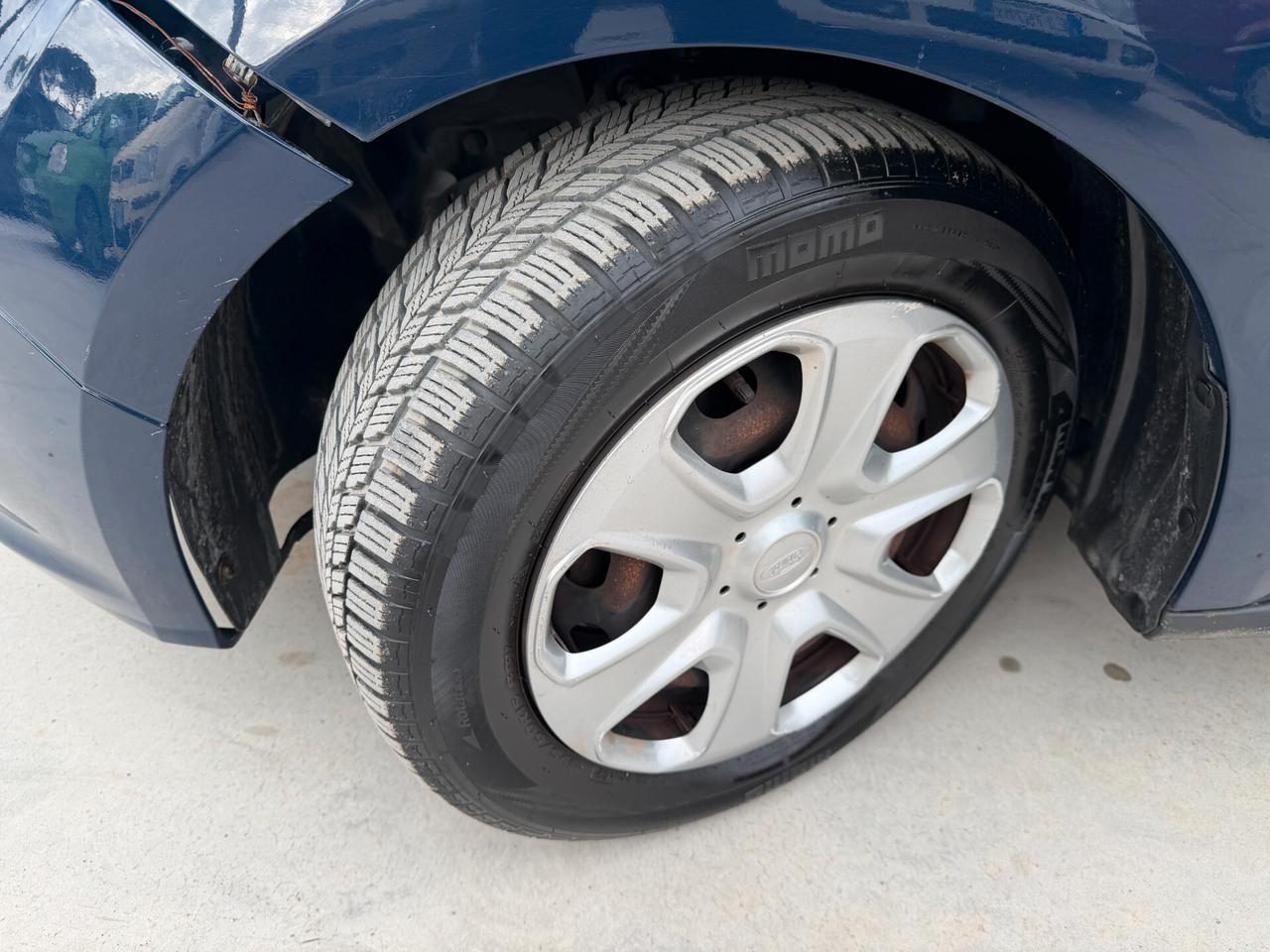 FORD TOURNEO COURIER 2017 1.0 BENZ 74.000 KM