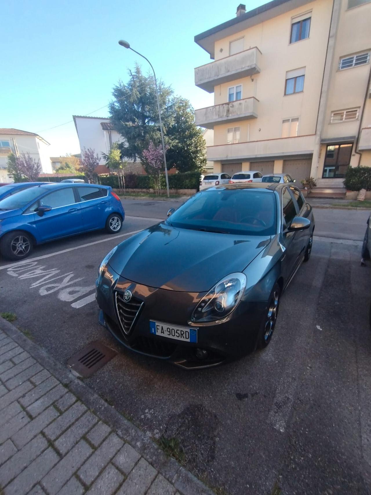 Alfa Romeo Giulietta 1750 Turbo TCT Quadrifoglio Verde