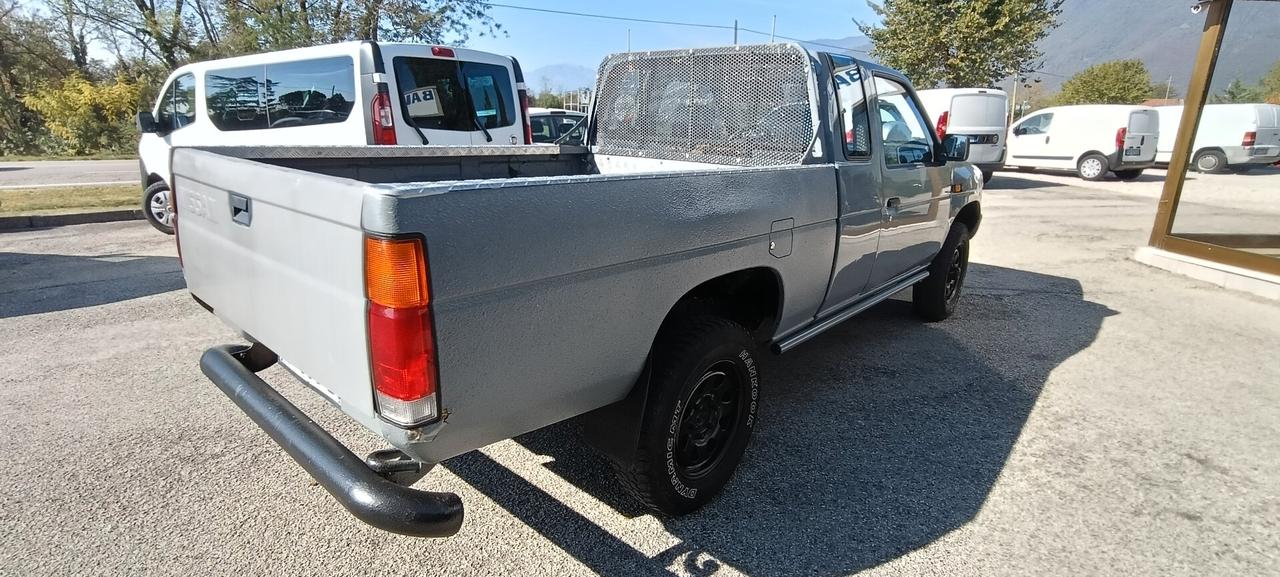 Nissan Pick Up 2.5 diesel 2 porte King Cab