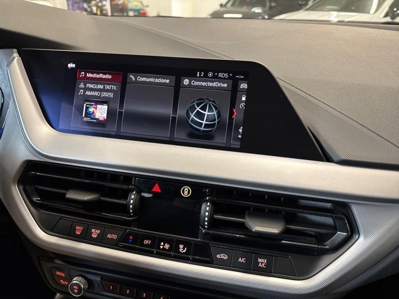 BMW Serie 1 5 Porte 116 d SCR Advantage DCT