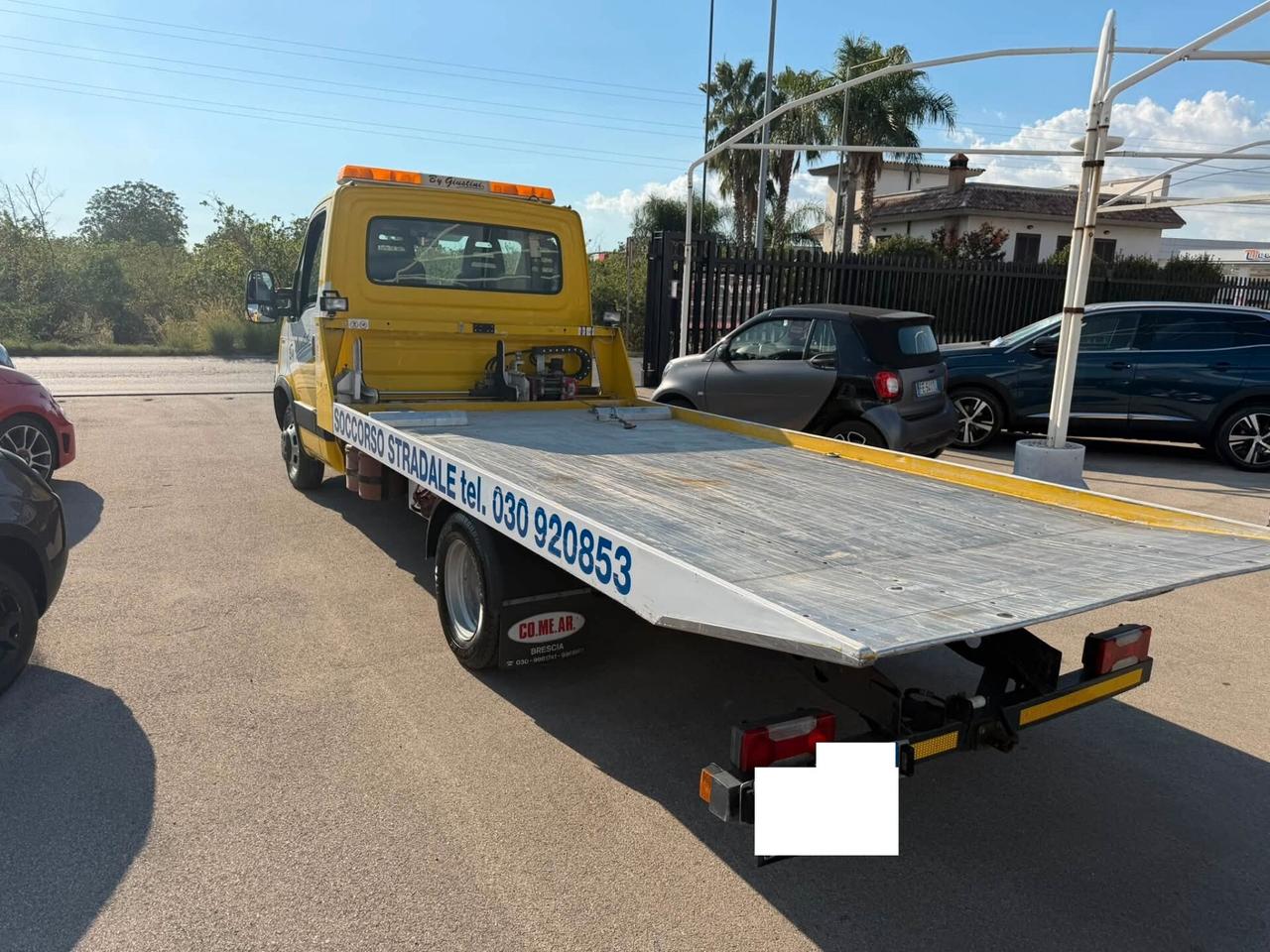 Iveco DAILY CARROATTREZZI SCARRABILE COMEAR