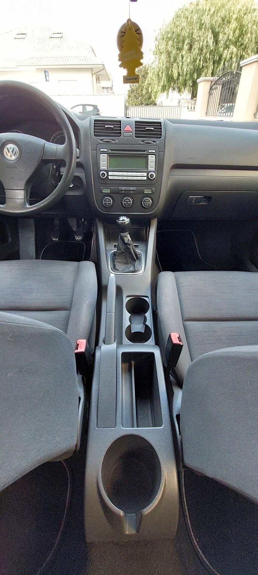 GOLF 1,9 TURBODIESEL 105 CV X NEOPATENTATI COMFORTLINE LEGA GOMME NUOVE IMPECCABILE