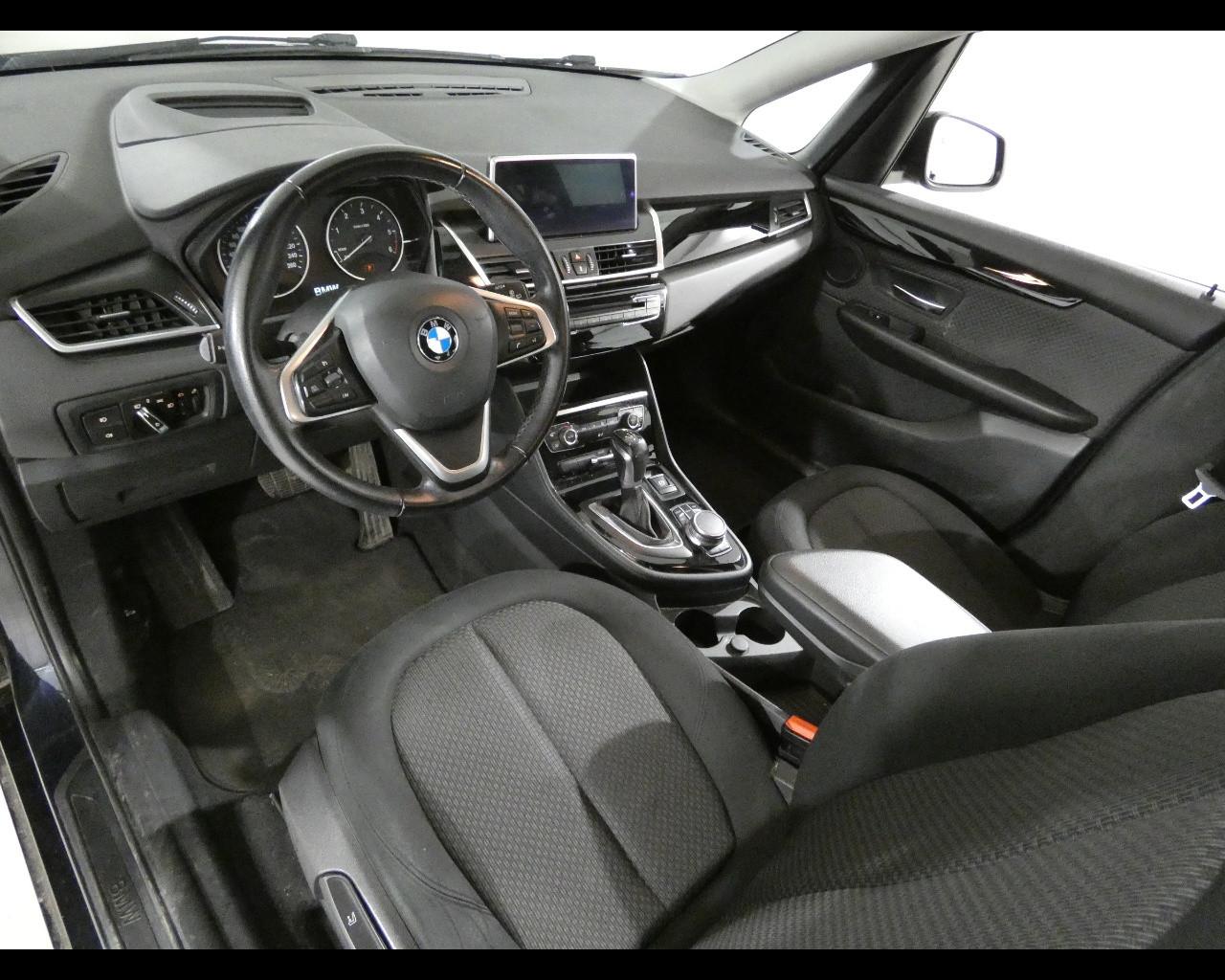 BMW Serie 2 A.T. (F45) - 218d Active Tourer Advantage