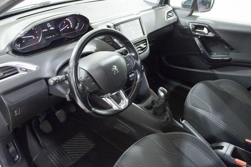 Peugeot 208 BlueHDi 75cv Allure