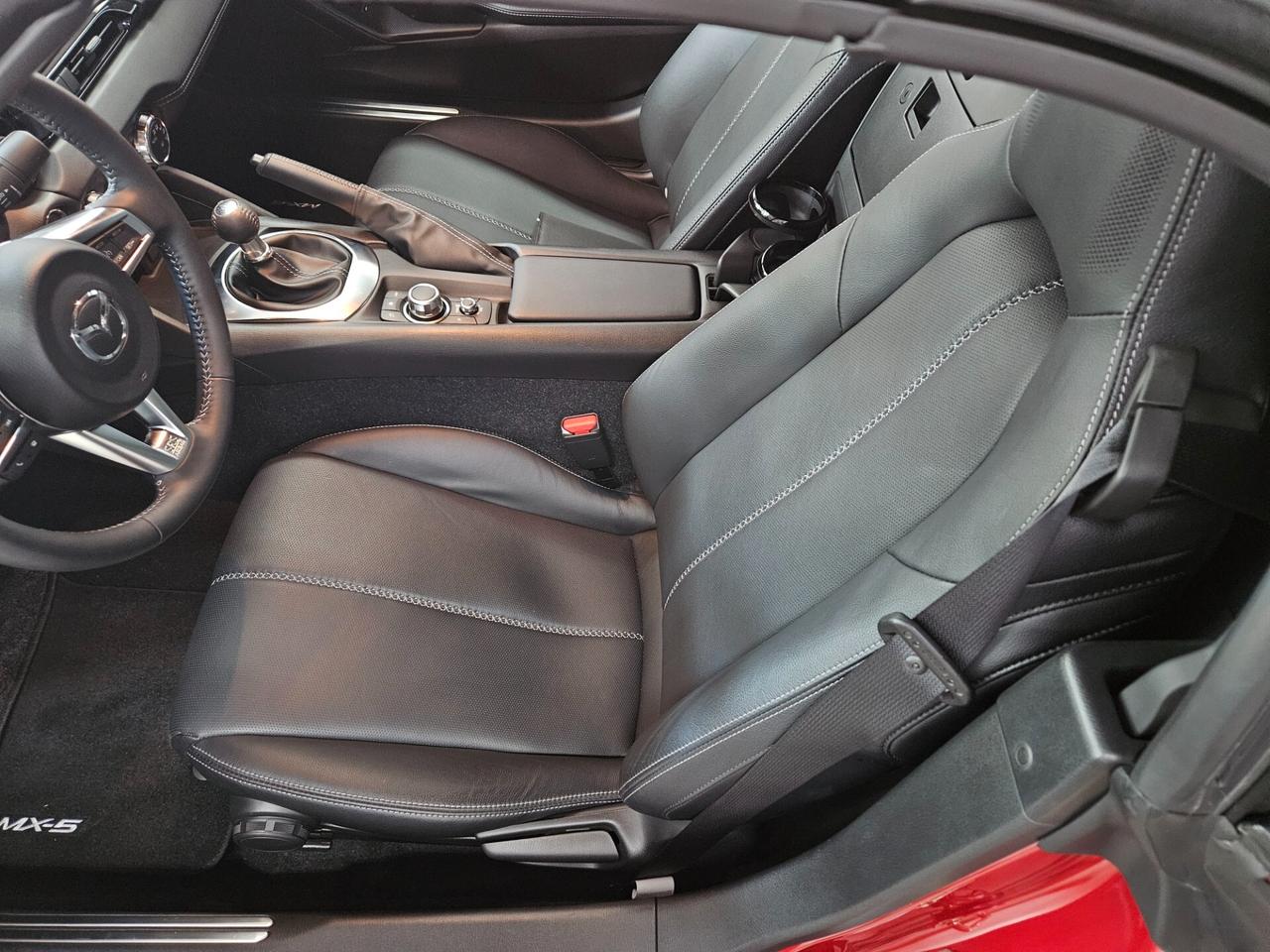 Mazda MX-5 1.5L Skyactiv-G Exceed - PELLE