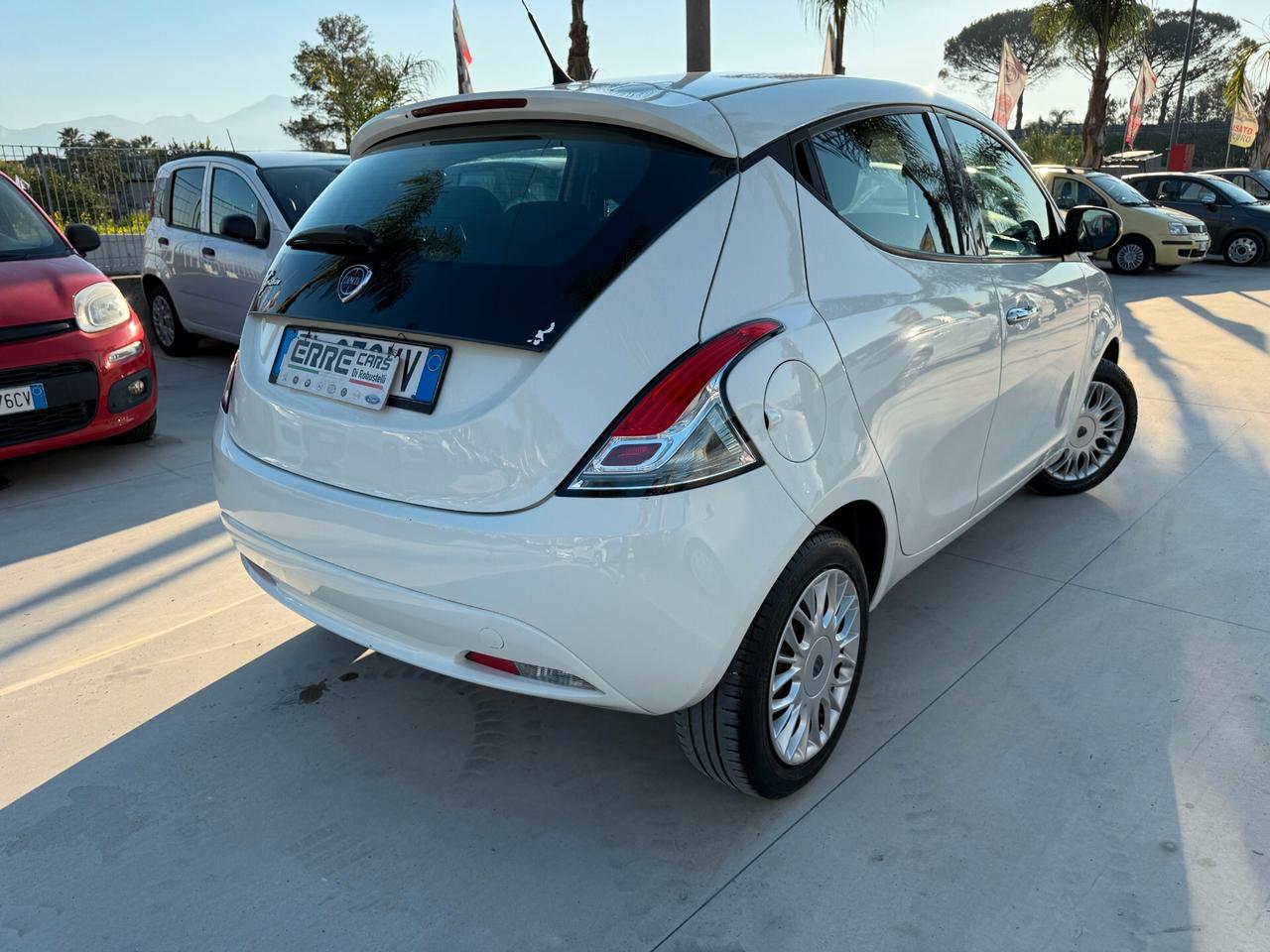 LANCIA YPSILON 2017 1.2 BENZINA 69 CV * 57.000 KM