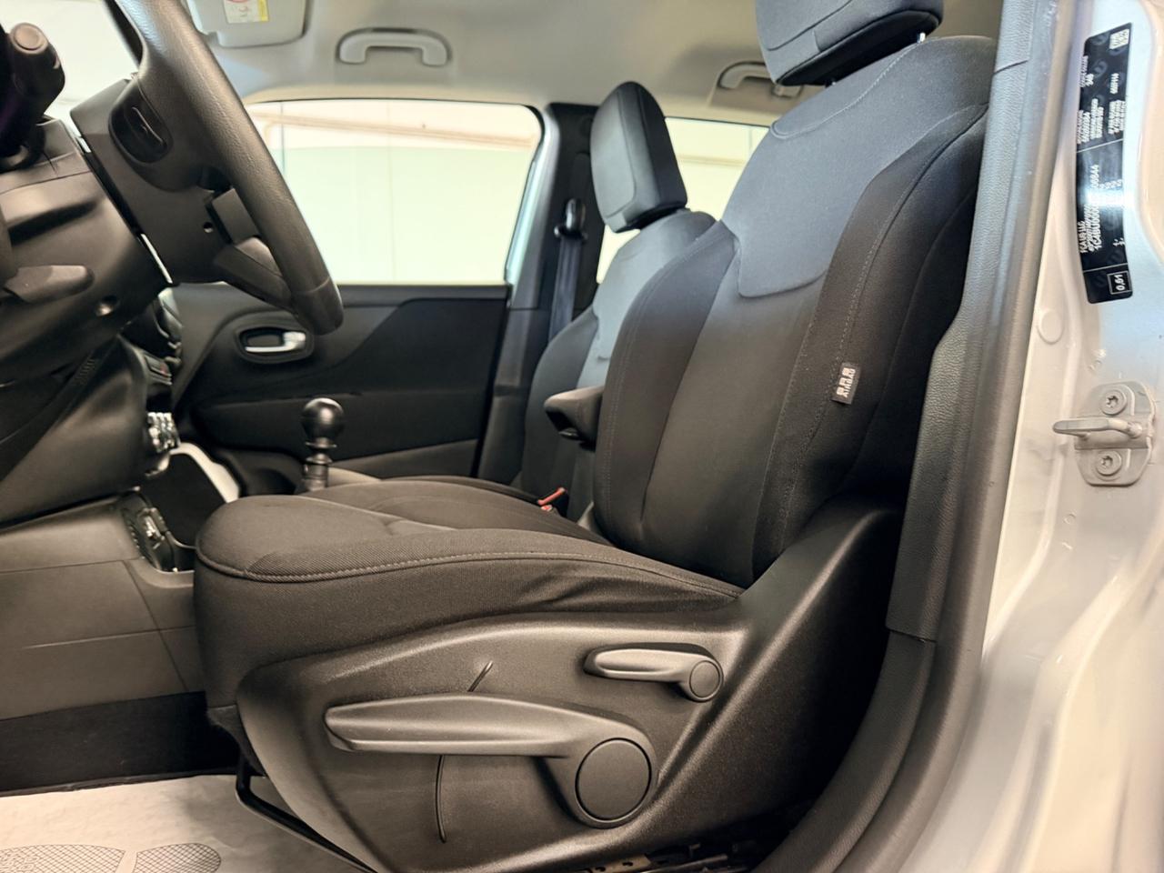 Jeep Renegade 1.6 Mjt Sport