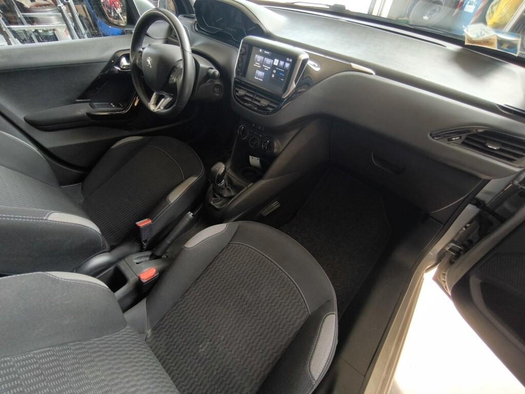 PEUGEOT 208 1,2 BENZ- KM 70000-UNIPROPRIETARIO-EURO 6