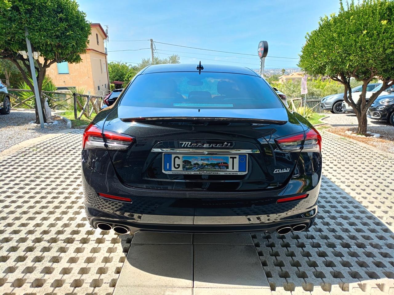 Maserati Ghibli 330 CV MHEV GT