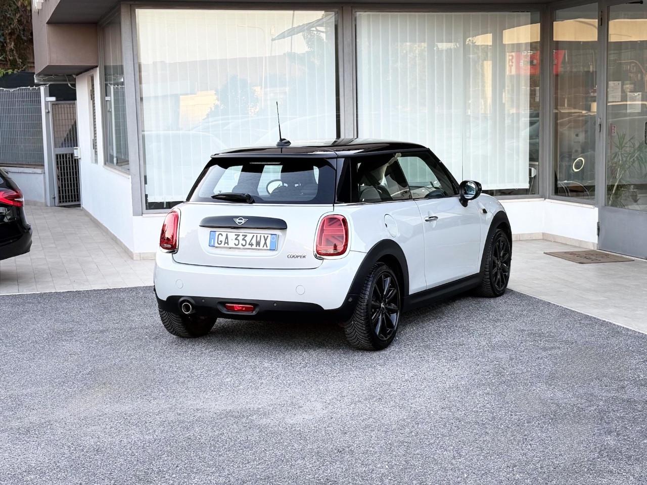 Mini Cooper 1.5 Benzina 136CV E6 Automatico - 2020