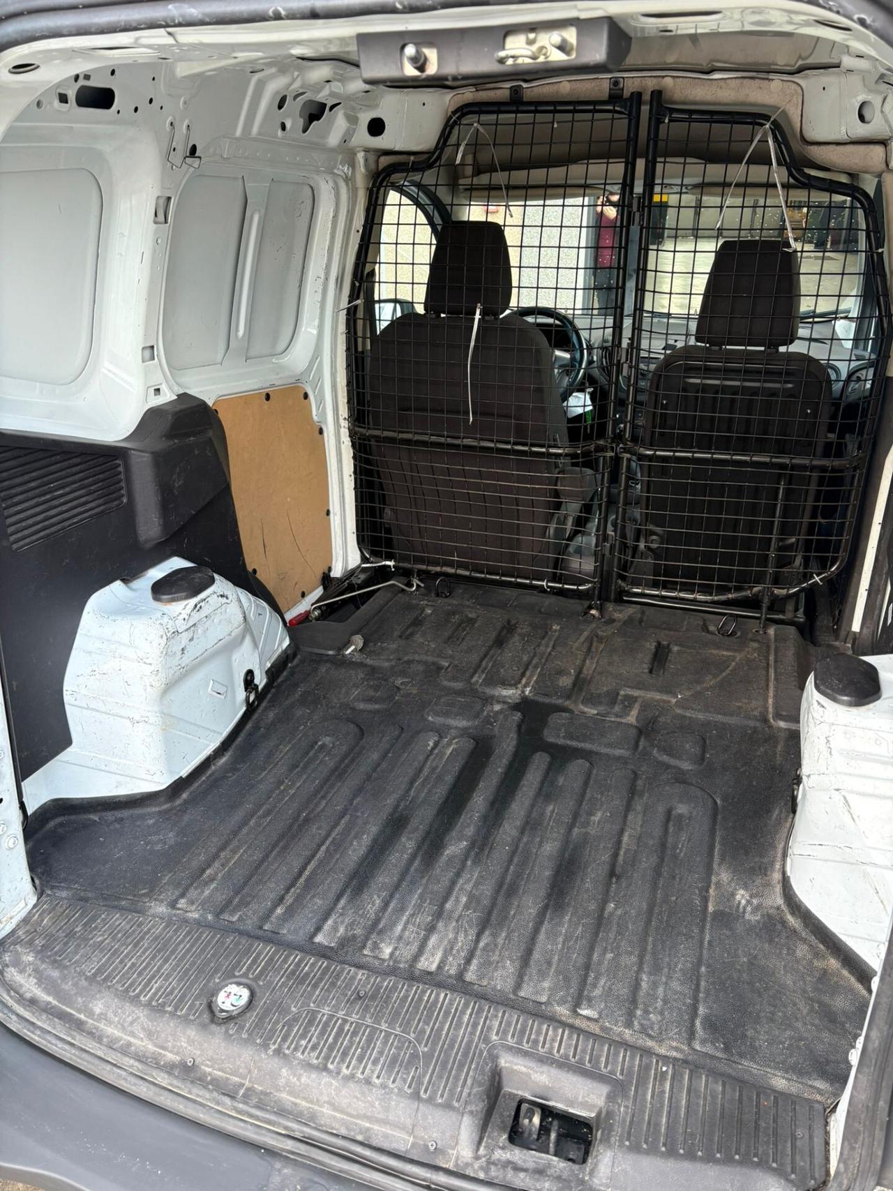 Ford Tourneo Connect 1.5 TDCi 100 CV Plus