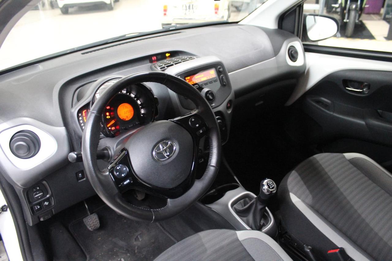 Toyota Aygo 1.0 VVT-i 72 CV 5 porte x-cool