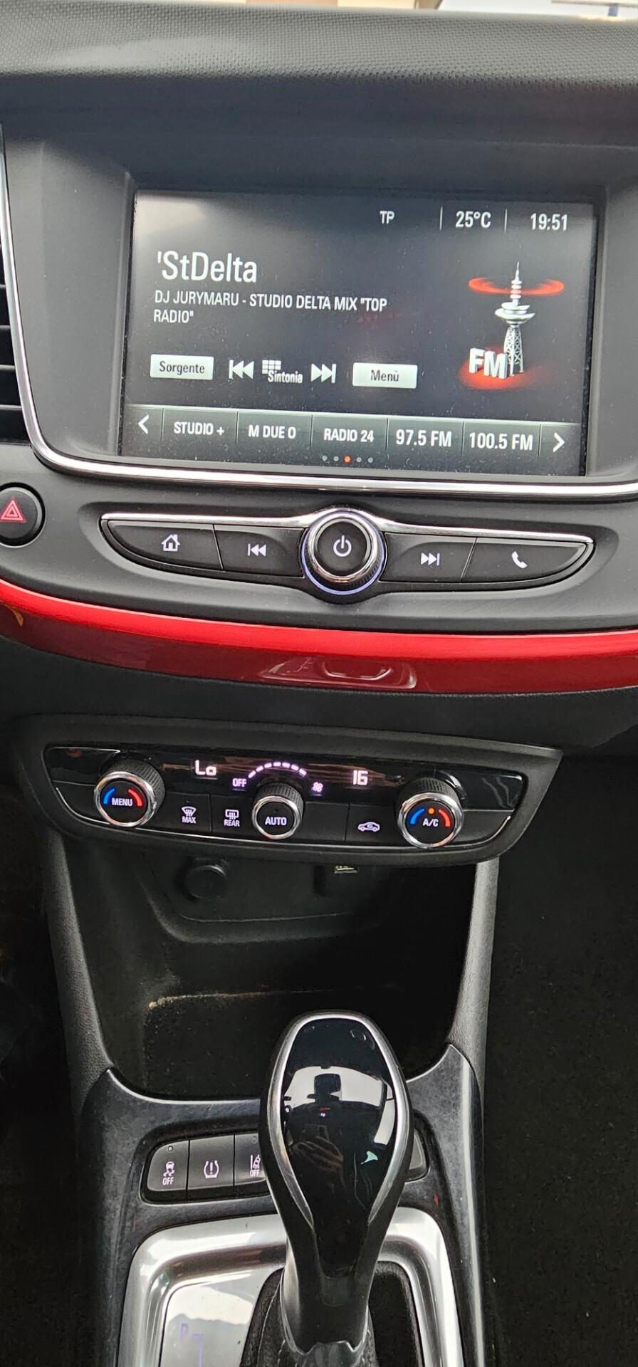 Opel Crossland 1.5 D 120 CV Automatica Autocarro