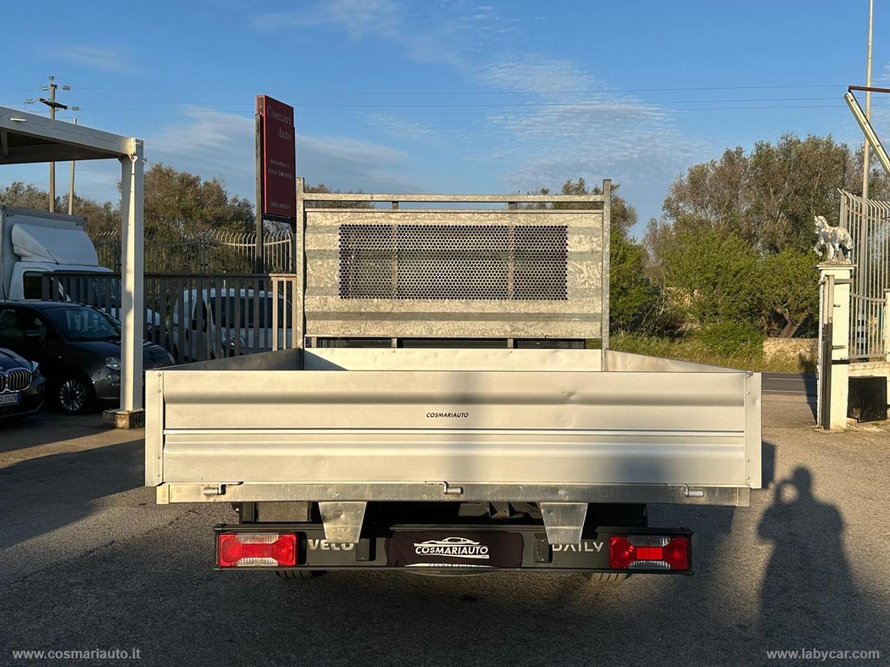 Daily 35S14D 2.3 HPT DOPPIA CABINA 6 POSTI