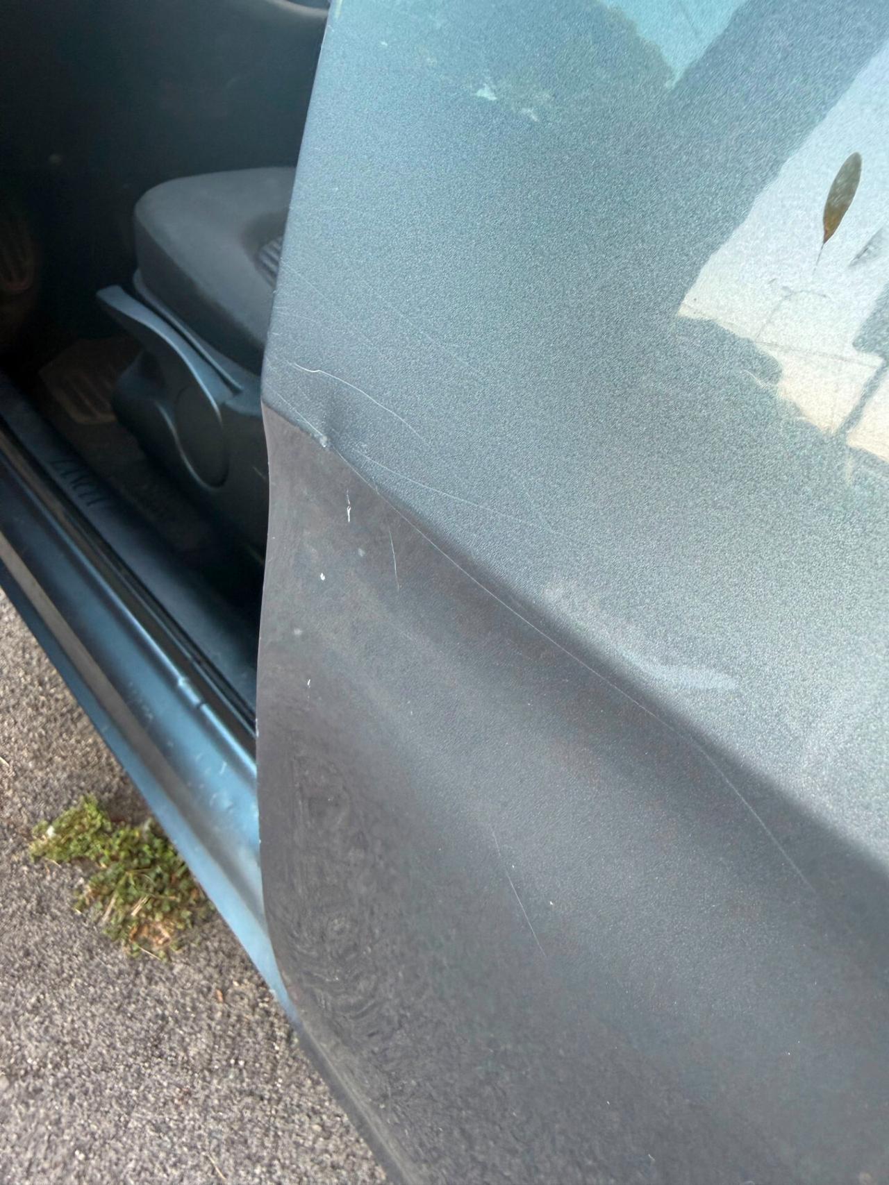 Lancia Ypsilon 1.3 MJT 75 CV Versus