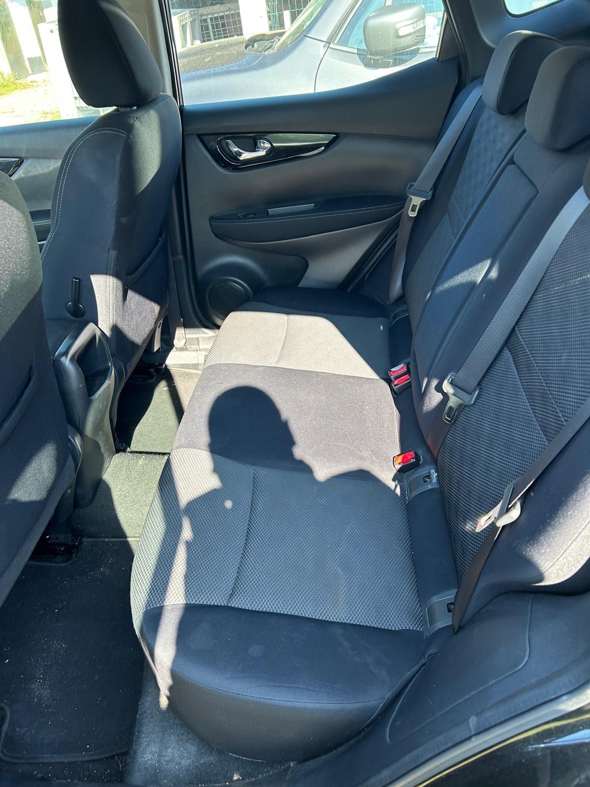 Nissan Qashqai 1.6 dCi POCO INCIDENTATO