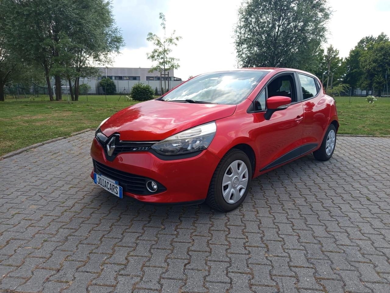 Renault Clio 1.2 75CV GPL 5 porte Costume National