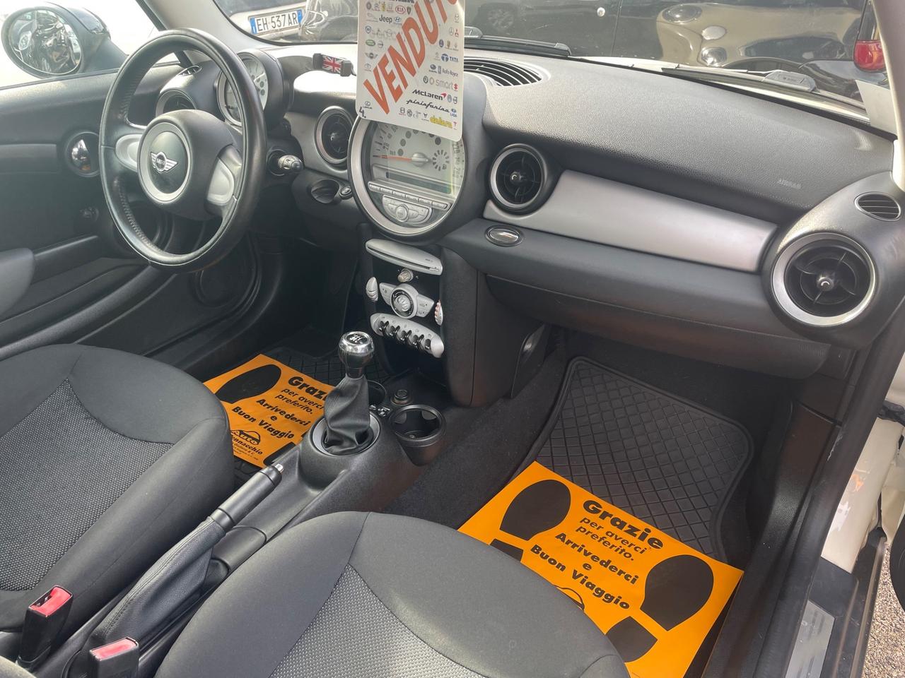 MINI COOPER 1.4 GPL 75 (CV) 2010