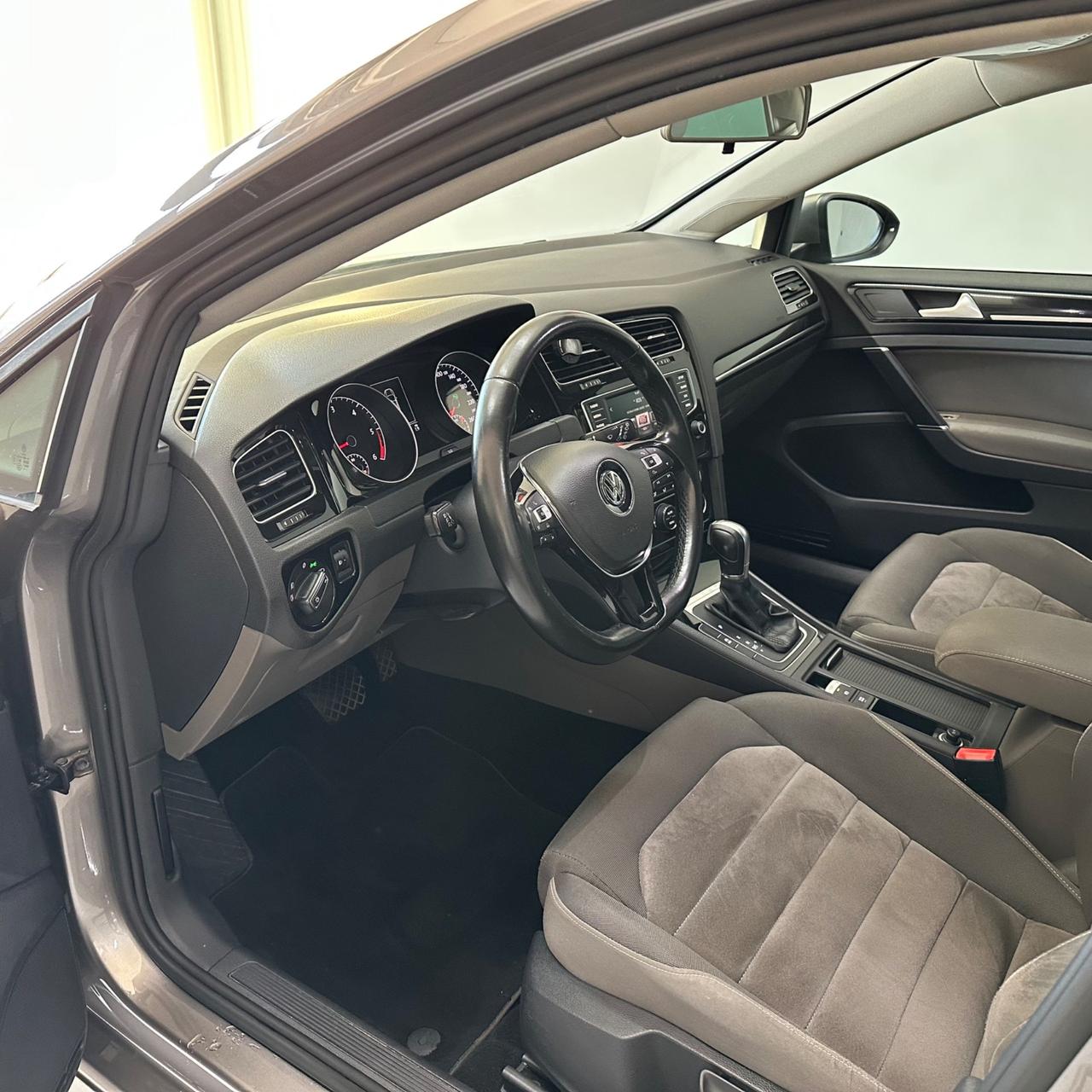 Volkswagen Golf VII 1.6 TDI 110 CV 5p. Highline Executive