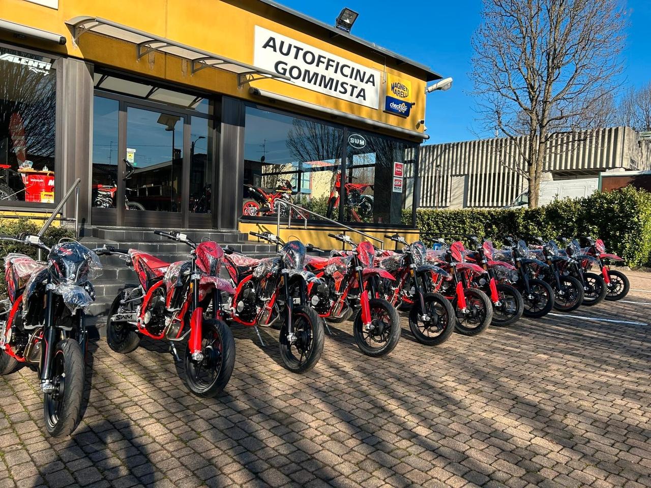 motard SM125 r 4tempi PREZZO PROMO FINO AL 30-04-2026