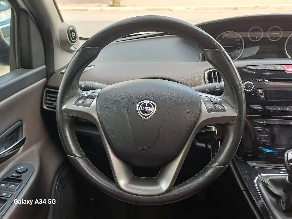 Lancia Ypsilon 1.3 MJT 16V 95 CV 5 porte S&S Platinum