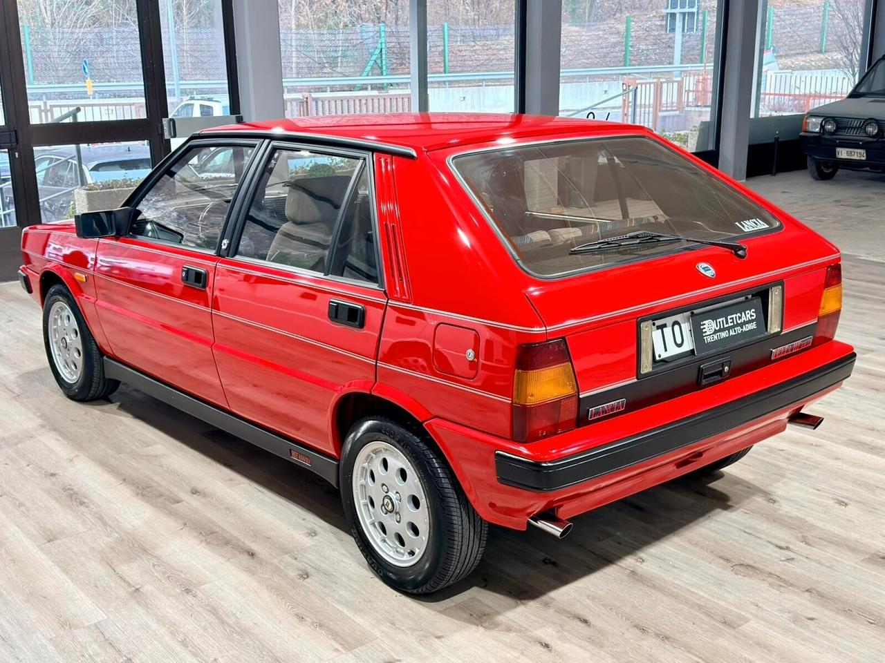 LANCIA DELTA 2.0 TURBO HF 4WD TORINO RESTAURO