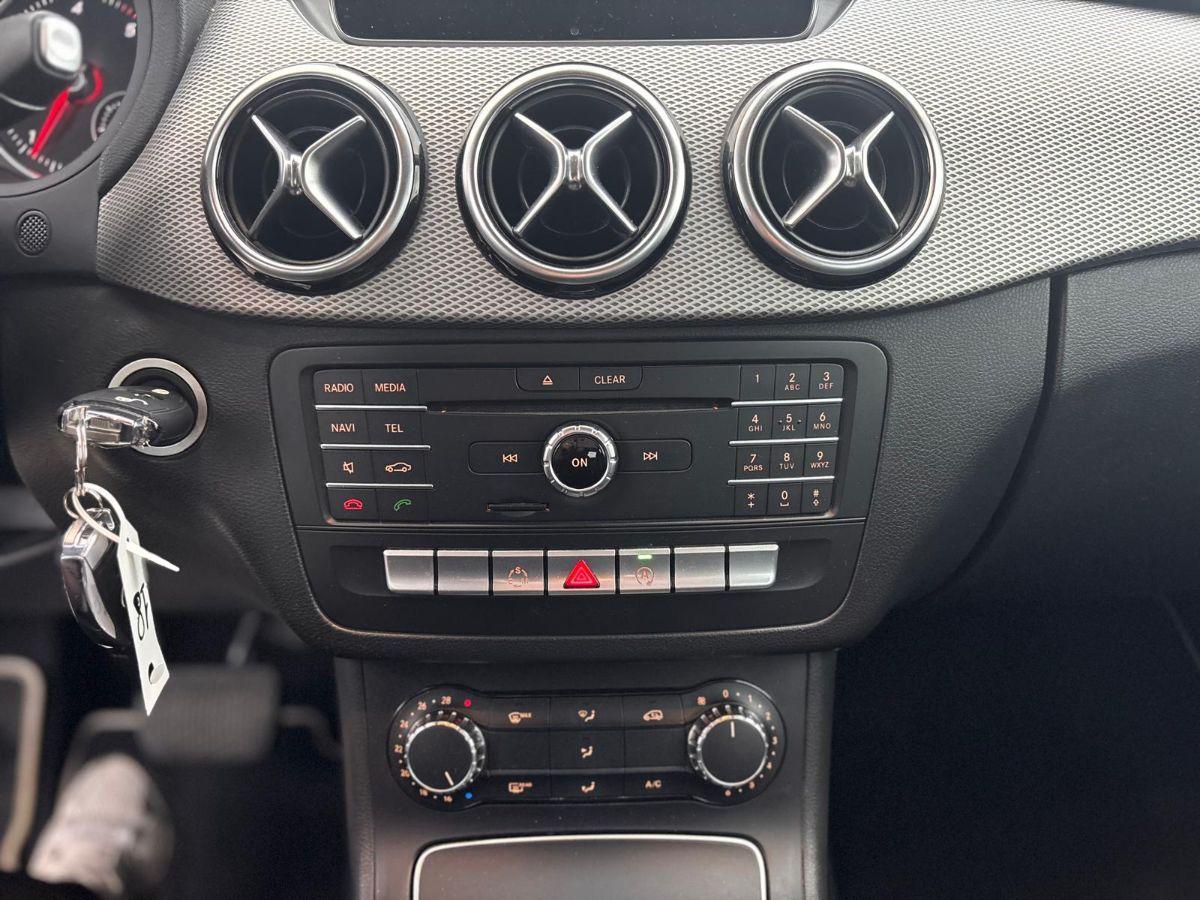 MERCEDES - Classe B - B 200 Automatic 4Matic Premium