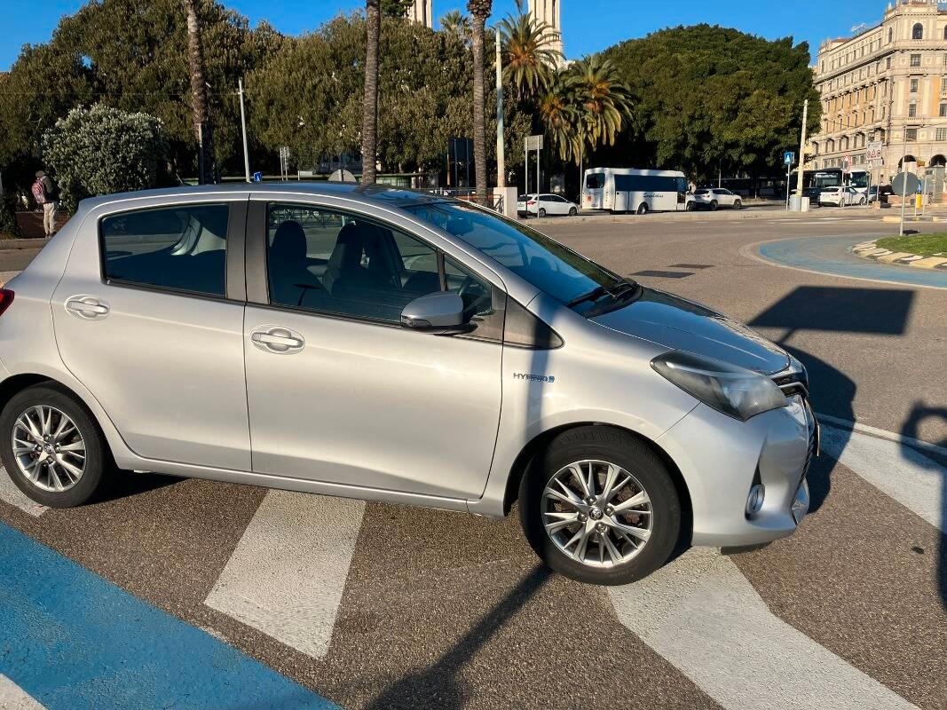 Toyota Yaris 1.5h Active 5p