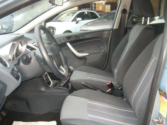 FORD Fiesta 1.2 82 CV 5 PORTE TITANIUM