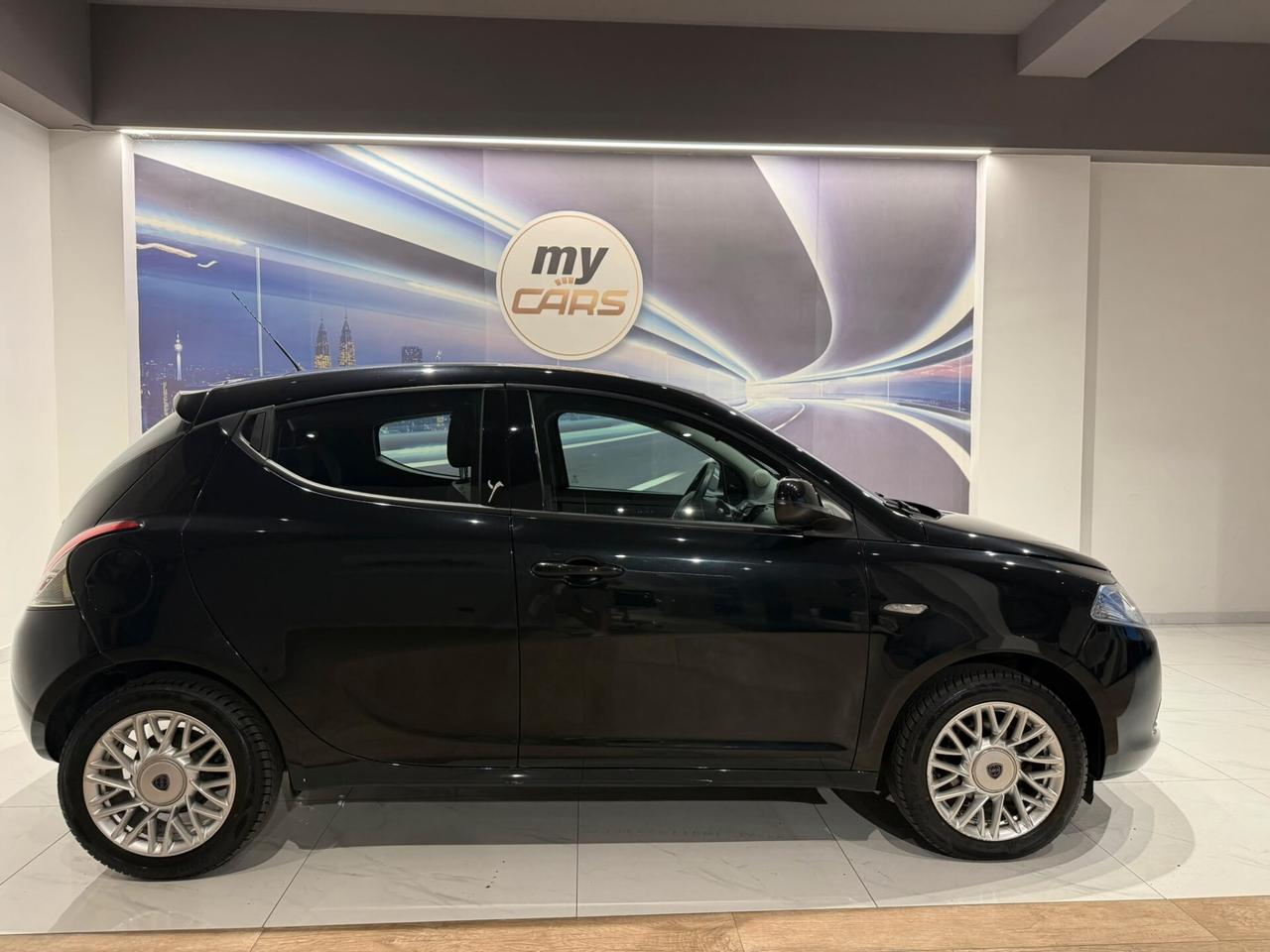 Lancia Ypsilon 1.2 69 CV 5 porte Elle