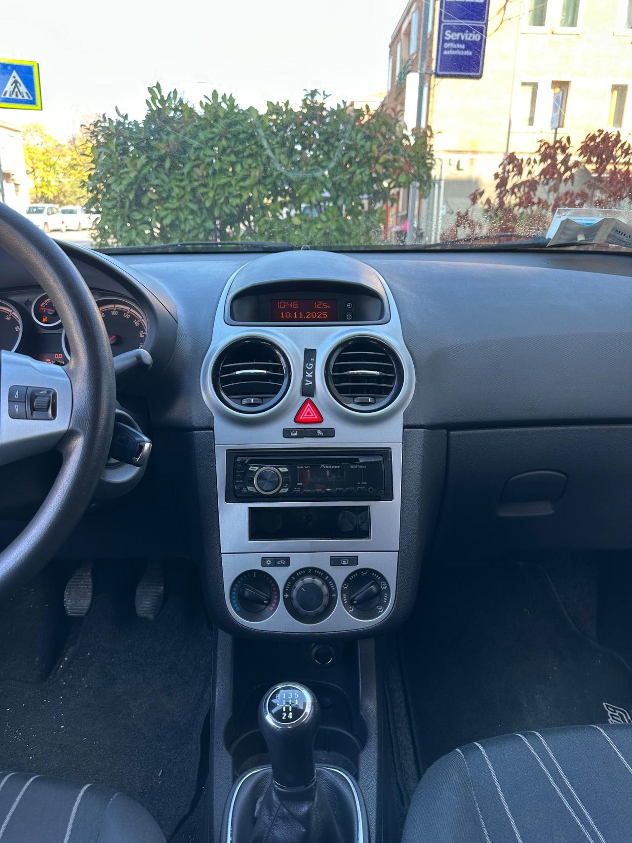 Opel Corsa 1.2 5 porte Enjoy