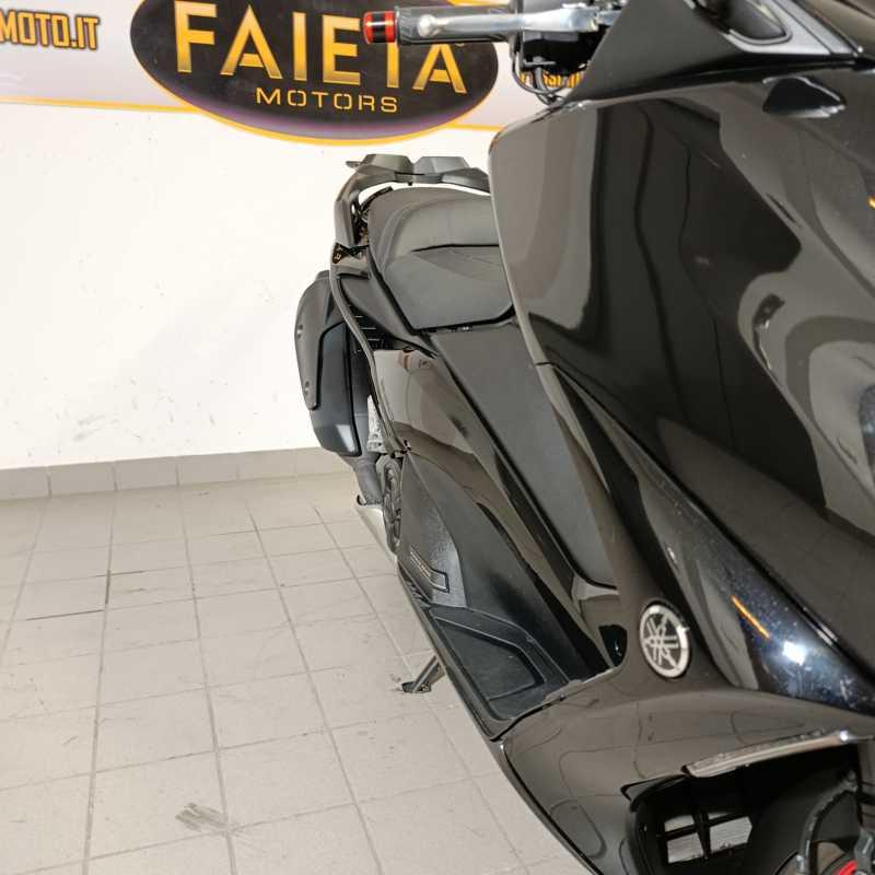 Yamaha T-Max 560 Tech Max - 2021