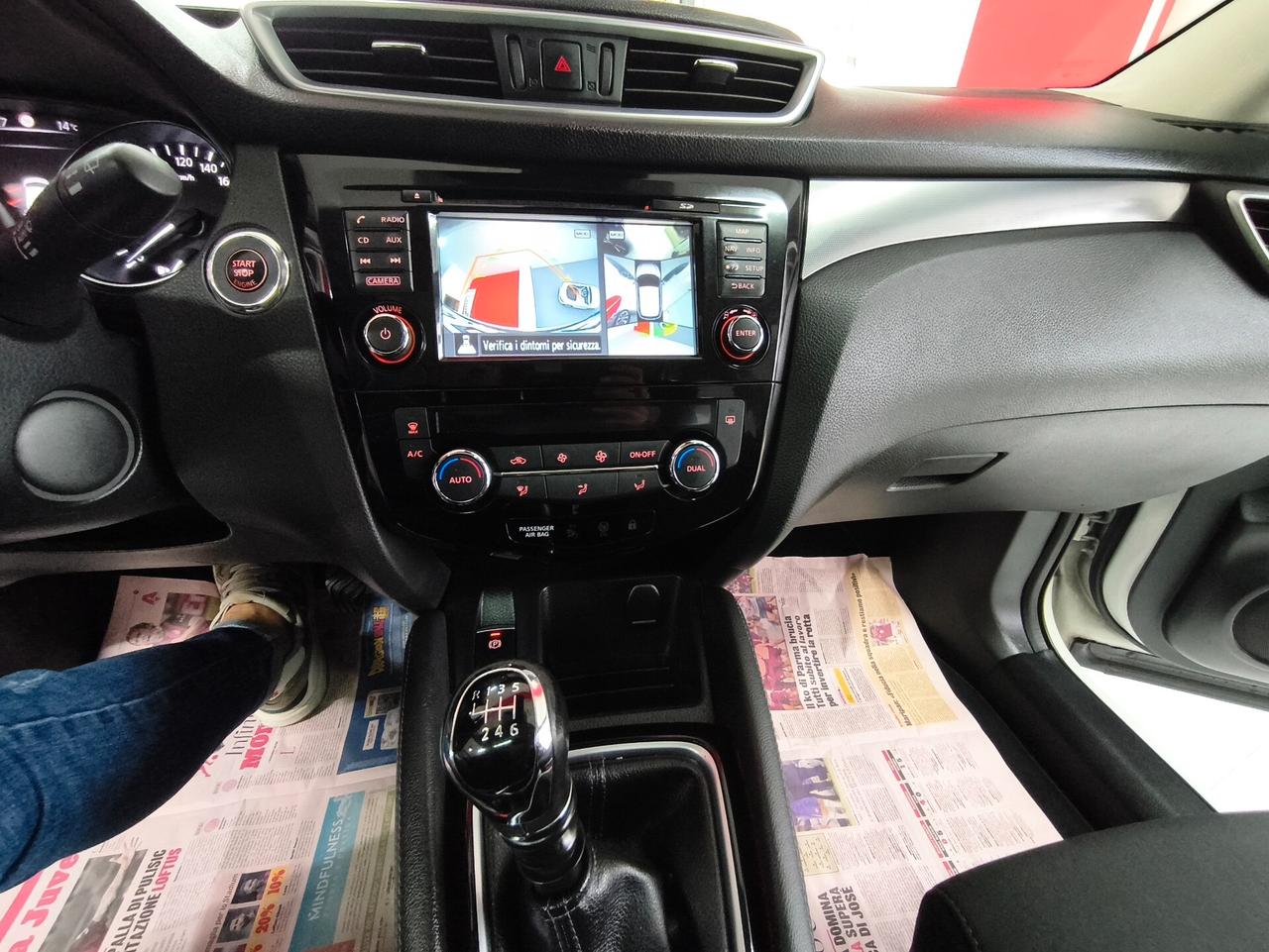 Nissan Qashqai 1.5 dCi N-Connecta