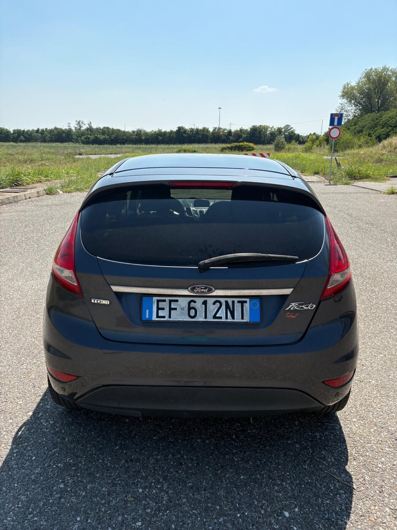 Ford Fiesta 1.4 TDCi 5p. Titanium ok neo patentati