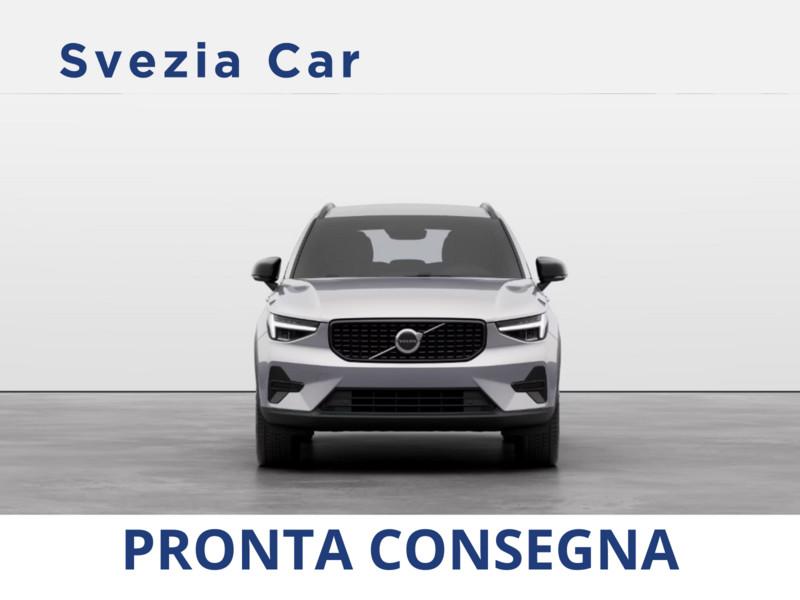 Volvo XC40 B3 automatico Plus Dark