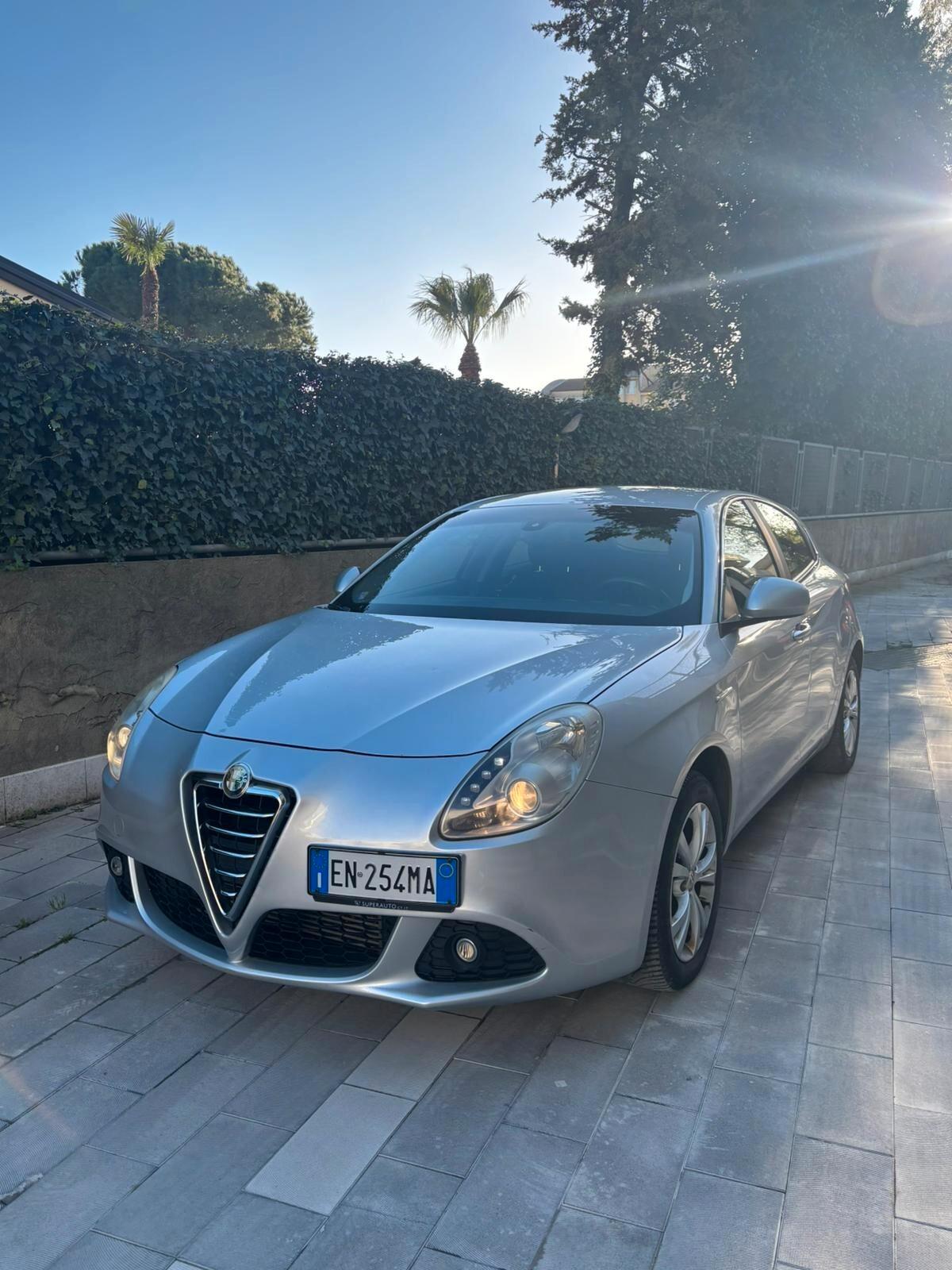 Alfa Romeo Giulietta 1.6 JTDm-2 105 CV Exclusive
