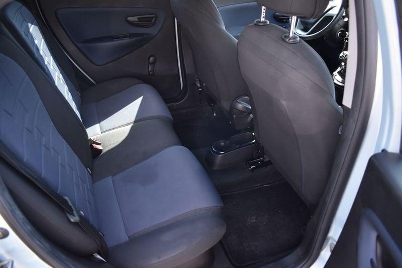 Lancia Ypsilon 1.0 FireFly 70cv Hybrid Gold Plus