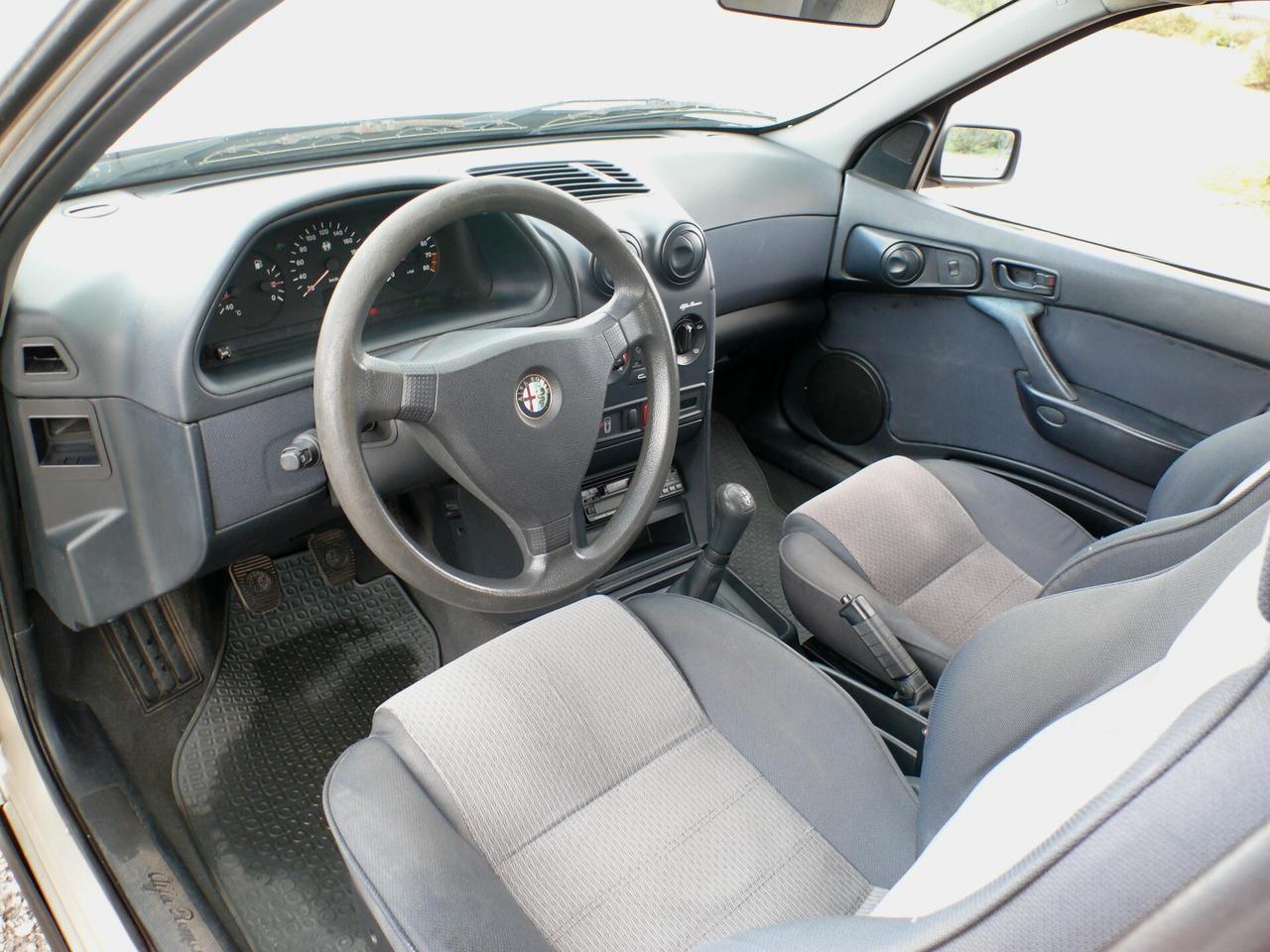 Alfa Romeo 146 1.6i 16V Twin Spark cat L