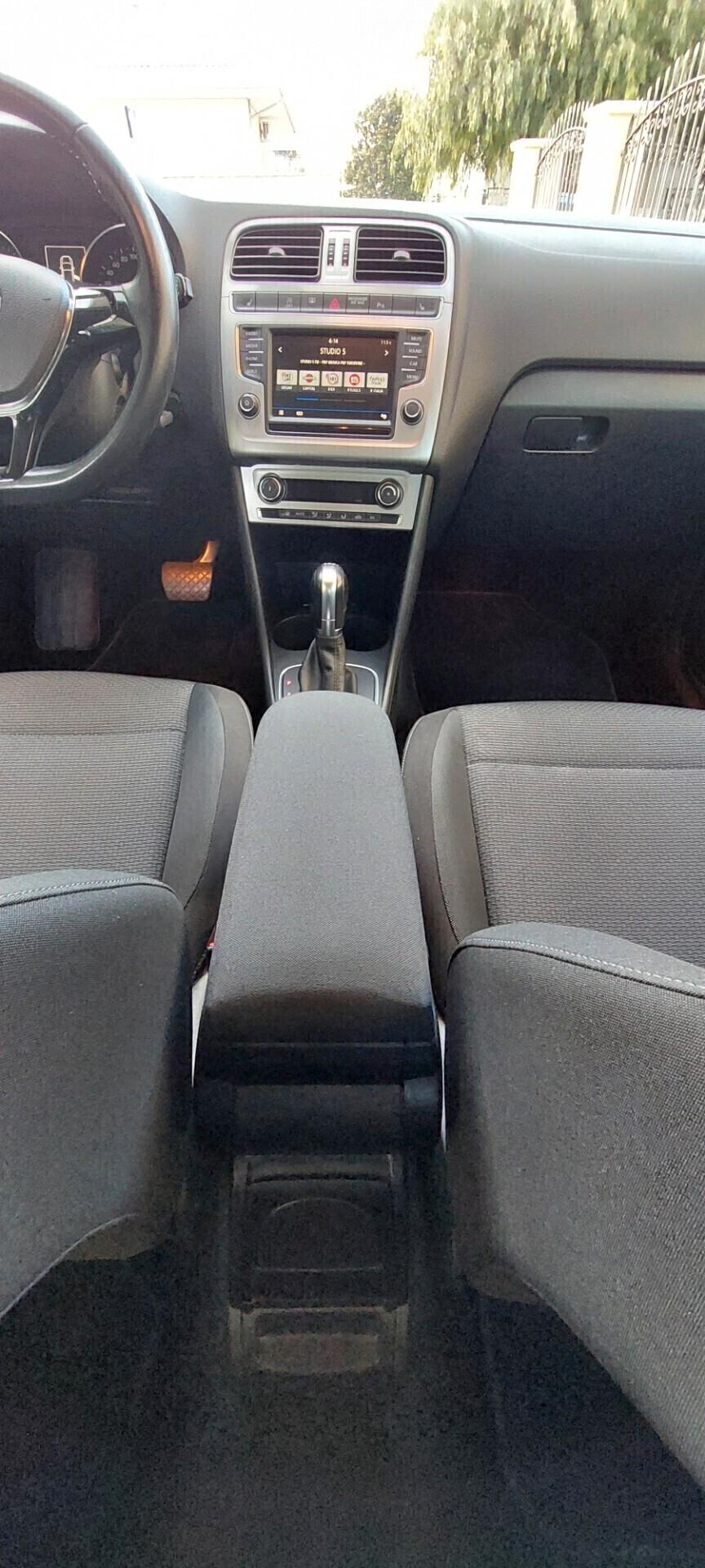 POLO 1,4 DIESEL 90 CV DSG CAMBIO AUTOMATICO 7 RAPPORTI STRAFULL OPTIONAL IMPECCABILE