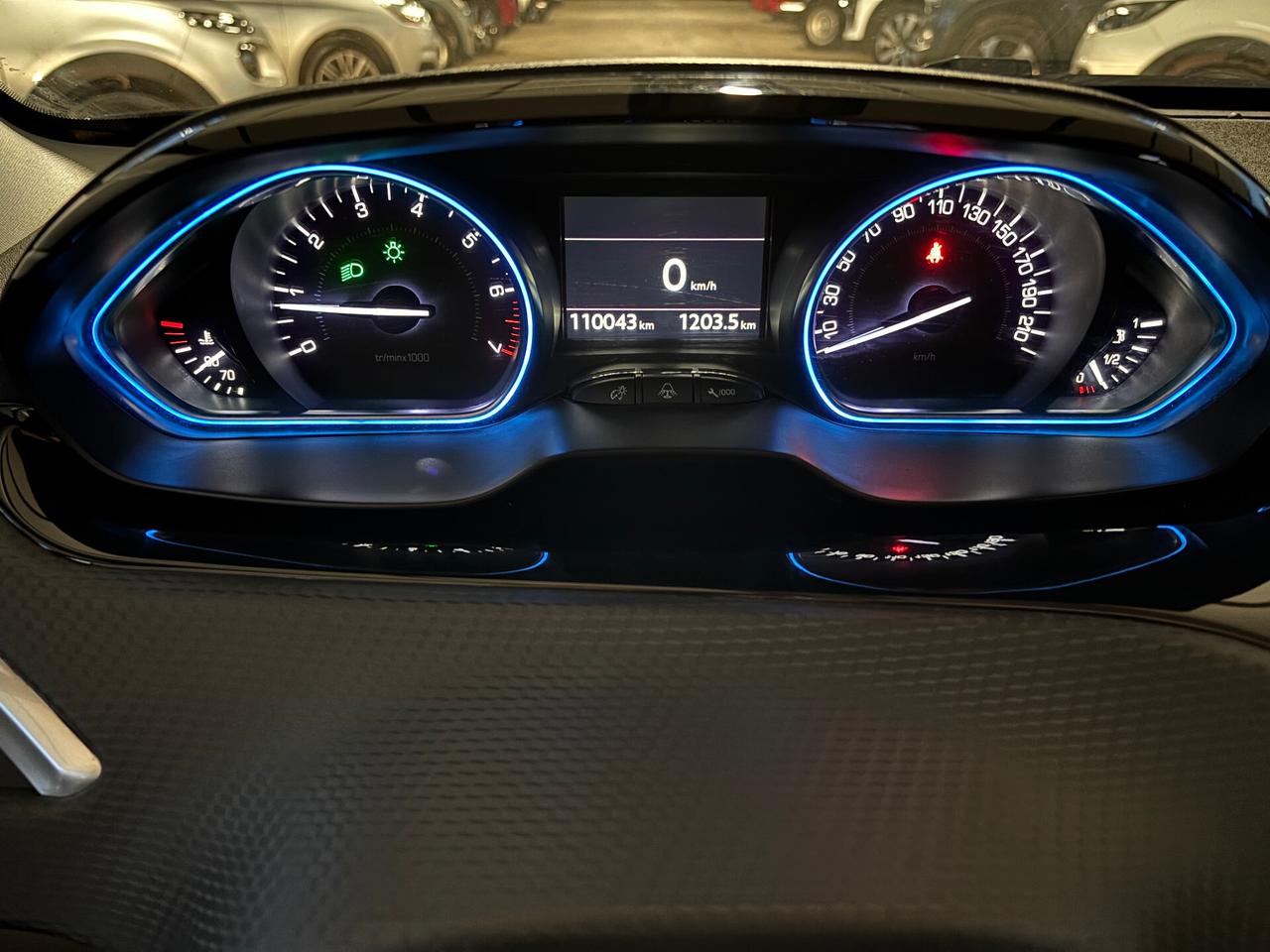 Peugeot 2008 1.2 PureTech Turbo 110CV S&S Allure