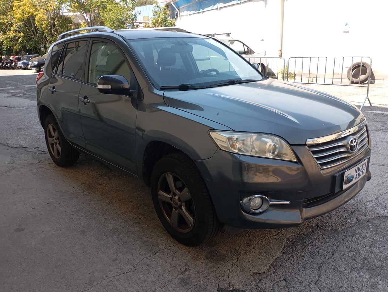 Toyota RAV 4 - 2012