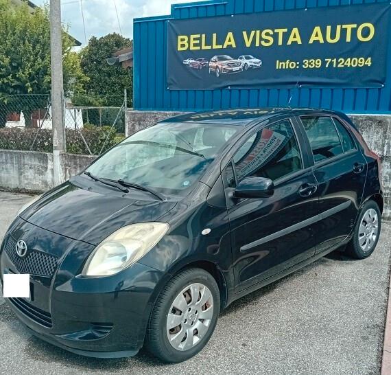 Toyota Yaris 1.3 3 porte Luna